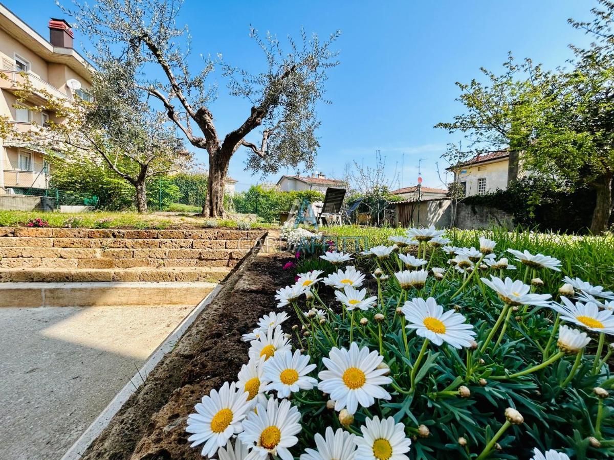 Ares Apartment - Vicino Al Lago Di Garda E Alla Stazione Treno Ντεζεντσάνο ντελ Γκάρντα Εξωτερικό φωτογραφία